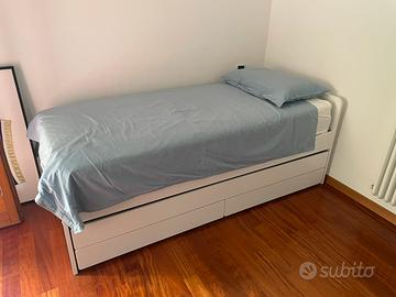 Letto doppio IKEA SLÄKT + materasso AGOTNES