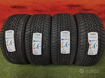 235 40 19 Gomme Invernali NEW Nokian 235 40 R19