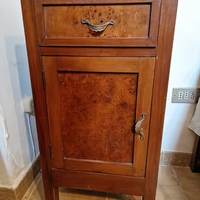 Coppia di Comodini Vintage in Noce e Marmo