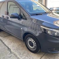 Furgone merceds long 114