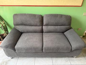 Divano 2 posti