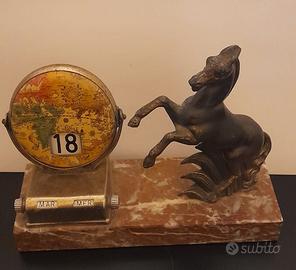 Cavallo con datario anni 60 vintage.