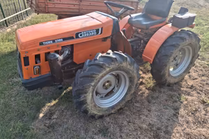 Trattore ANTONIO CARRARO TIGRE 2700 + accessori