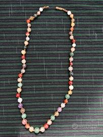 Collana in pietre dure/giada