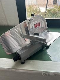 Affettatrice elettrica CAD