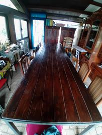 Tavolo artigianale grande e robusto di ferro/legno