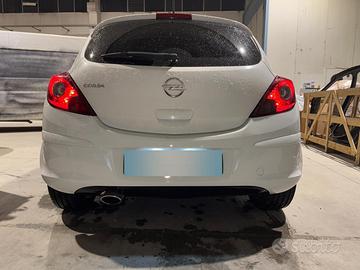 Opel corsa 2011