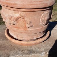 vaso in terracotta. 