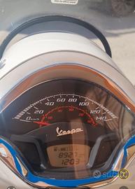 vespa gts 300