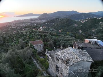 Cogorno (ge) - terreno con rustico vista mare