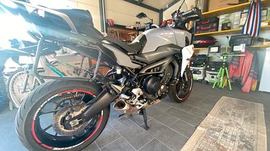 Tracer 900