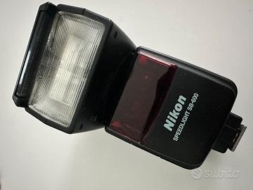 NIKON SB-600