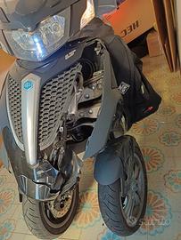 Piaggio MP3 300 - 2018