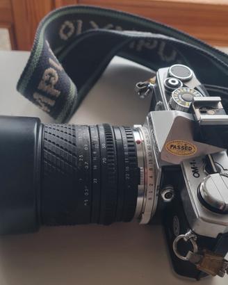 macchina fotografica Olympus OM-1N