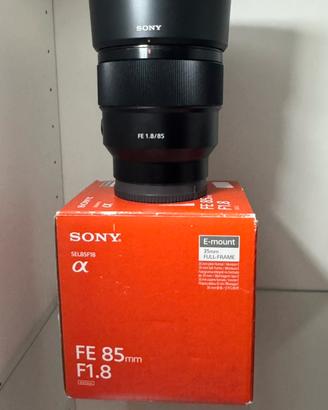 Sony FE 85mm f/1.8