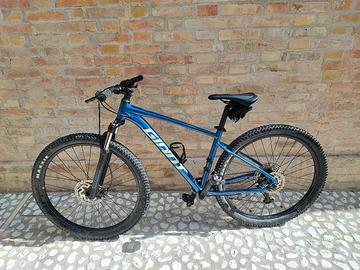 MTB giant talon 0