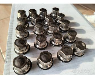 Dadi ruota Ford Tourneo