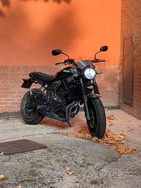 Yamaha xsr700