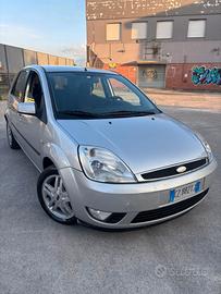 Ford Fiesta 1.4 TDCi 5p. Ghia
