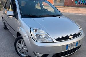 Ford Fiesta 1.4 TDCi 5p. Ghia