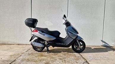 Piaggio X7 250