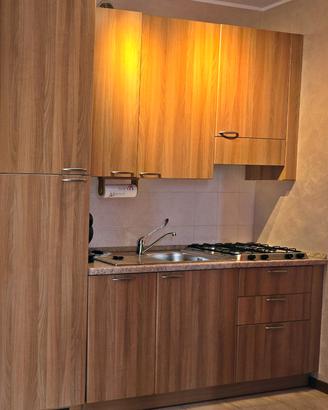 Come nuova cucina completa e Camera da letto 