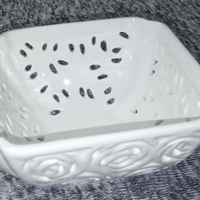 Cestino in ceramica