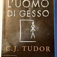 C.J.TUDOR - L'uomo di gesso 🕯