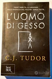 C.J.TUDOR - L'uomo di gesso 🕯