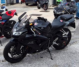 Suzuki GSX R 750 Yoshimura 2010 