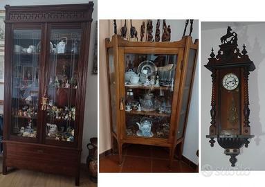 Vetrina in legno, angoliera in legno, orologio a p