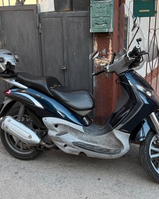 600 € + passaggio Non trat. Beverly 250 ie 2006 €