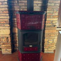 Stufa a legna  con forno  in cermanica LINCAR