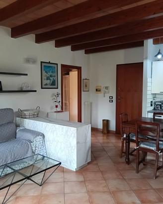 Bilocale con giardino