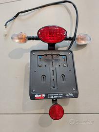 FANALE POSTERIORE MOTO GUZZI V7