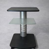 Mobile porta TV in metallo nero con ruote
