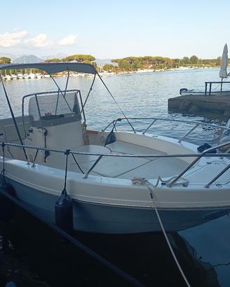 barca 6 metri Cap 20 open  con Yamaha 40/70 cv
