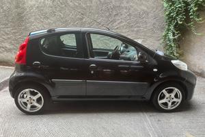 Peugeot 107 1.0 68CV 5p. Plaisir