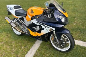 CBR 900 modello 929