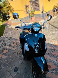 Vespa 300 GTS Perm/Scamb.
