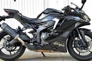 KAWASAKI NINJA ZX-4r MY25/26 MOTORE EURO 5+