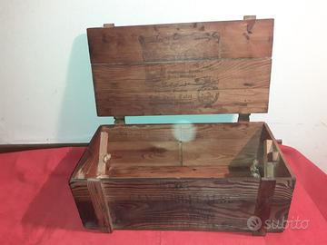 Cassa vino in legno anni '70 Cantine cav. Caldi