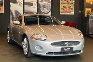 Jaguar XK 4.2 V8 Coupé