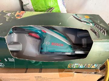 Tagliabordi a batteria