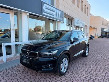 Volvo XC40 D3 Momentum Core