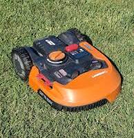 ROBOT TAGLIAERBA