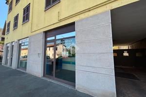 NEGOZIO A CASTELLANZA