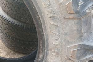 Gomme trattore 320 70 r20