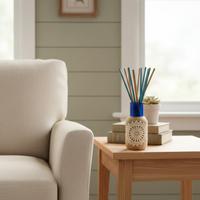 Vasetto  artigianale in vetro con centrino vintage