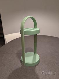 Lampada portatile Giravolta Pedrali verde